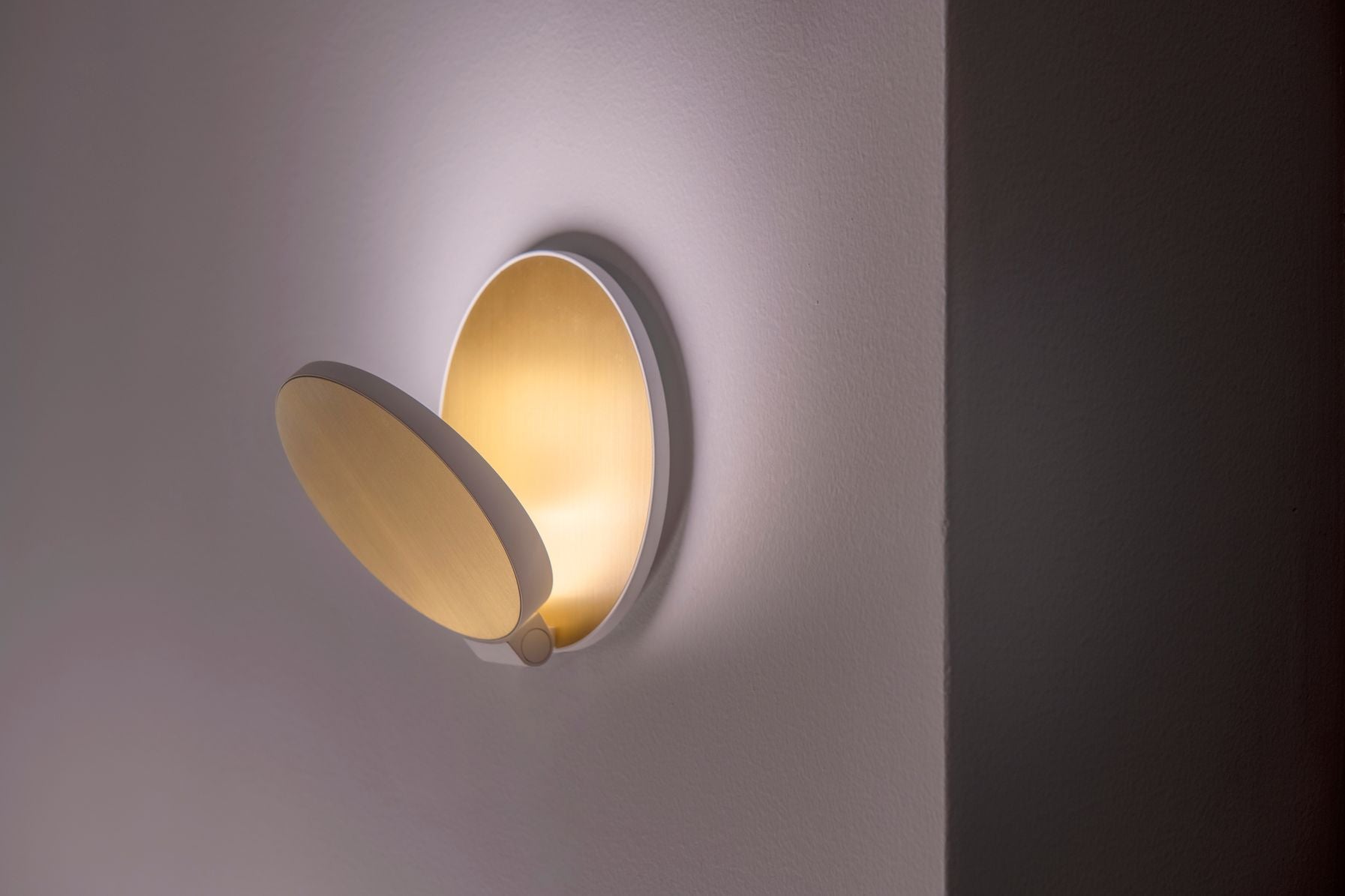 koncept Gravy Wall Sconce
