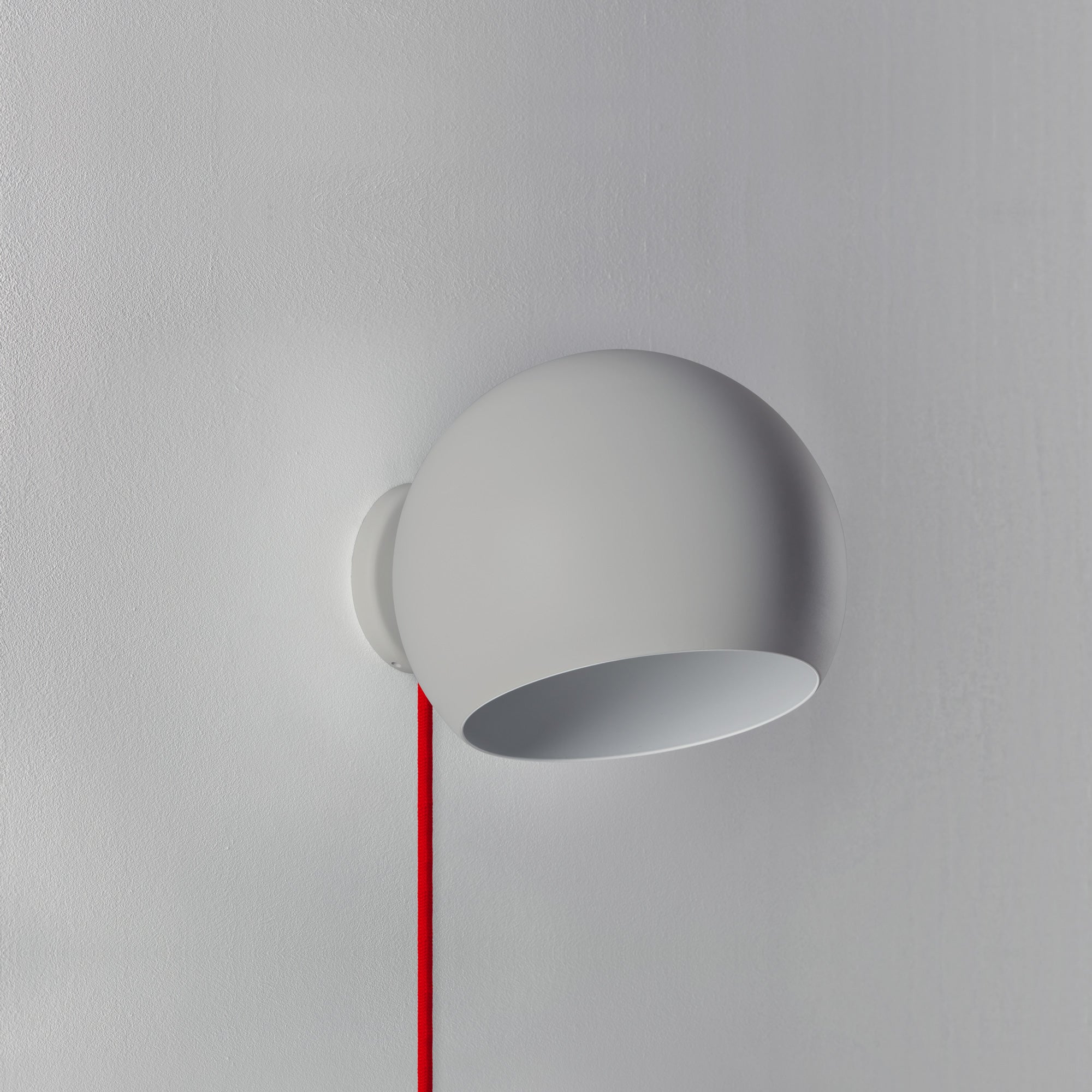 NYTA Tilt Globe Wall