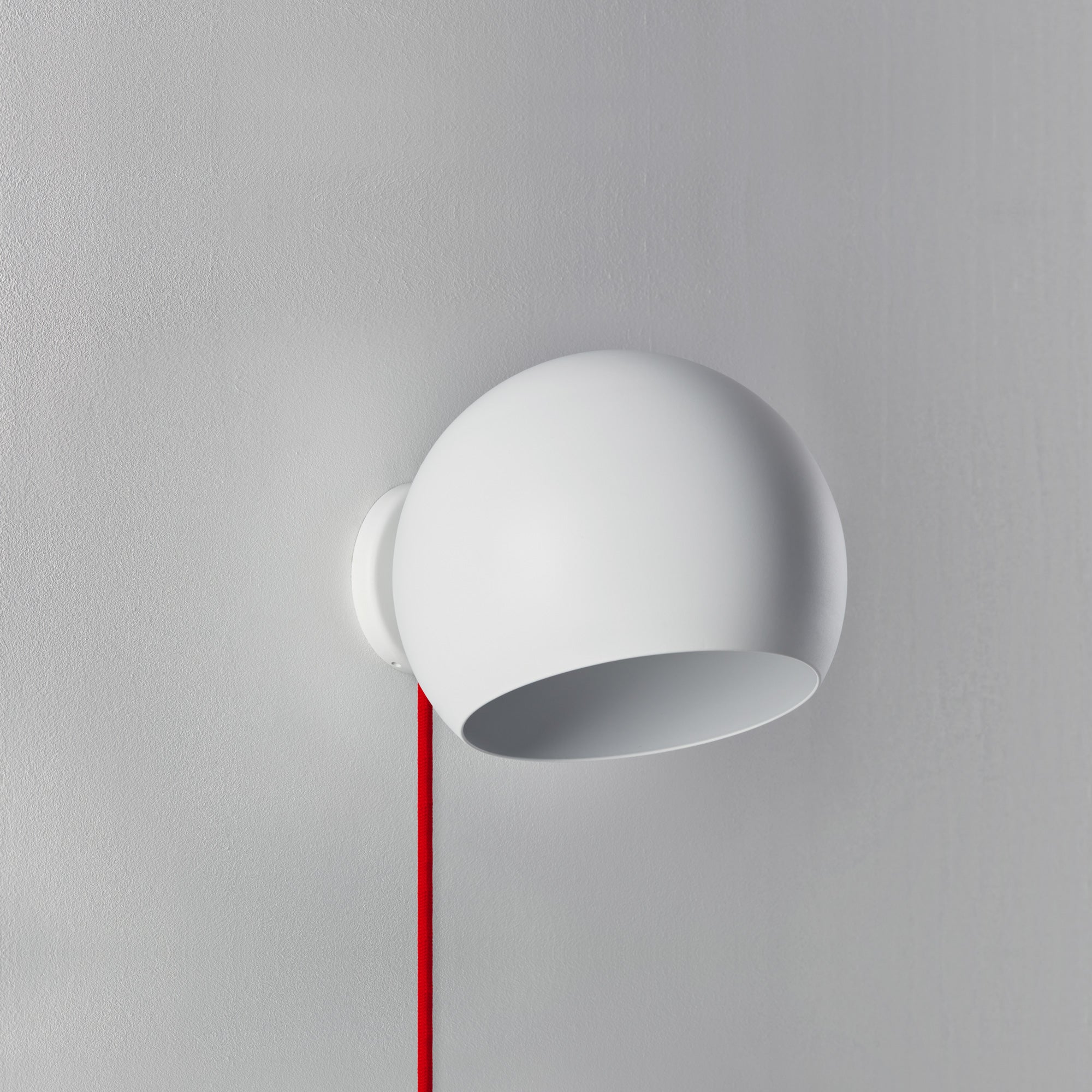 NYTA Tilt Globe Wall
