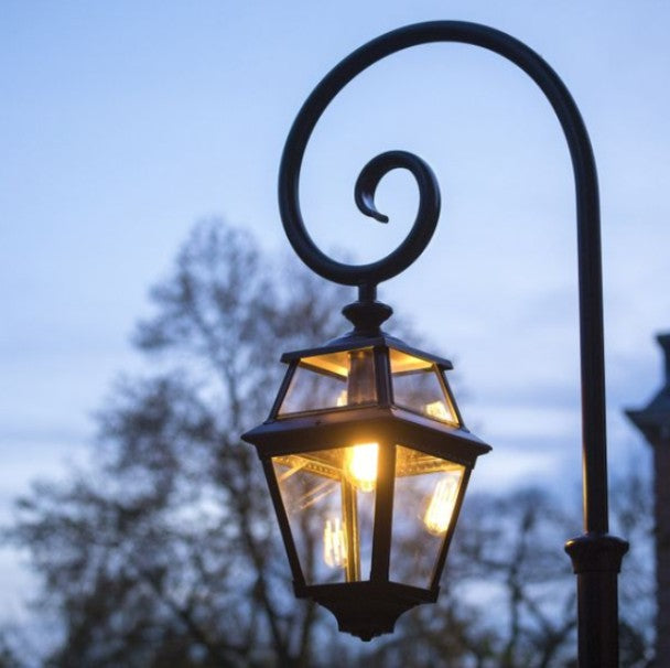 ROGER PRADIER Place des Vosges