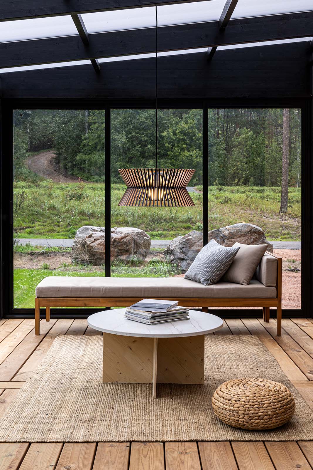 Private residence.
Siuntio, Finland.
Styling by Satu Lappalainen.
Photo by Uzi Varon.