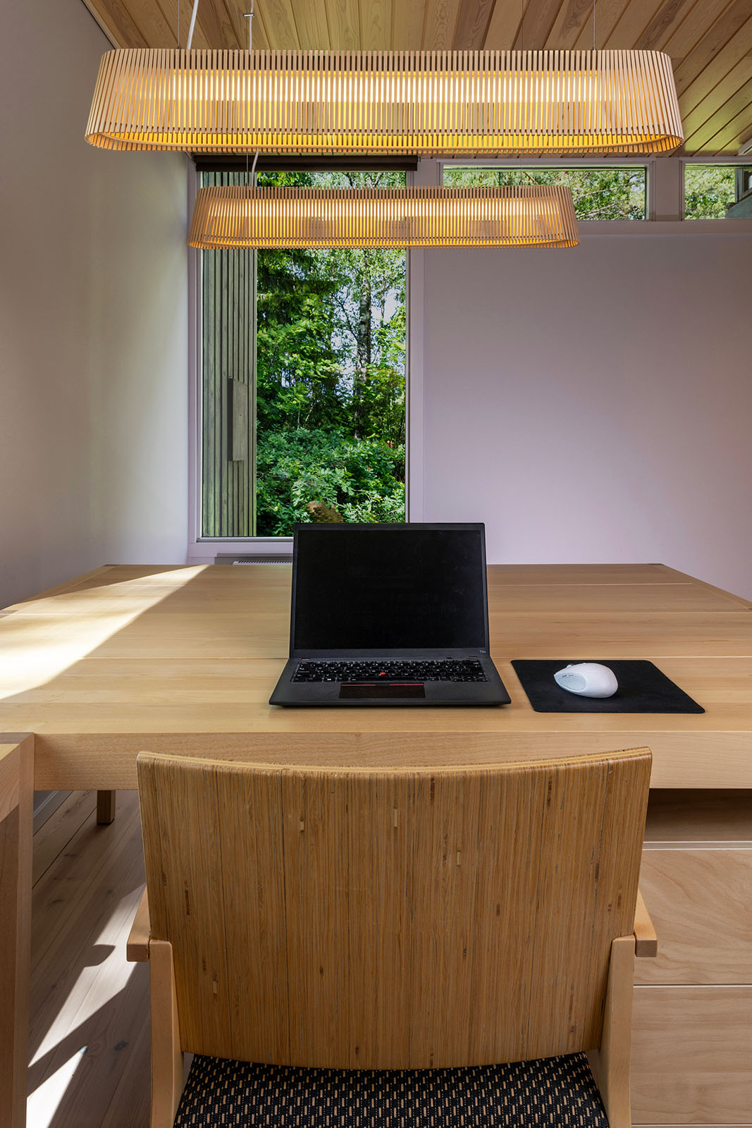 Secto Design HQ.
Kauniainen, Finland.
Photo by Uzi Varon.