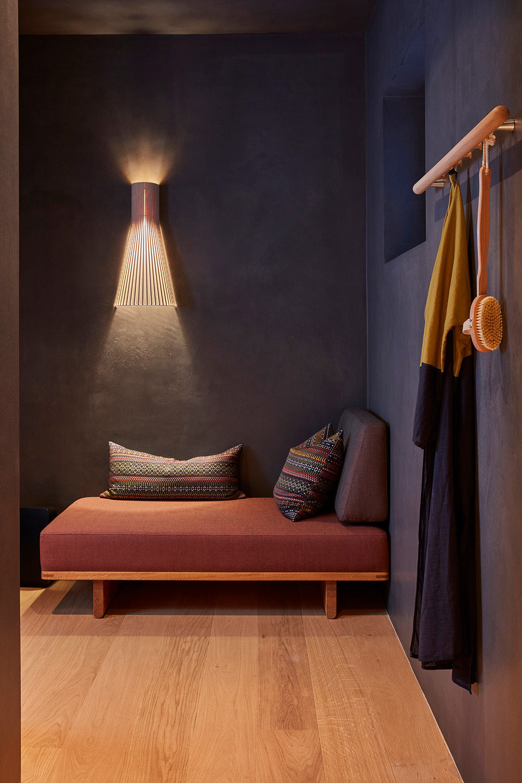 Private residence.
Zurich, Switzerland.
Interior design concept by Holm AG, @holm_interiors.
Photo by Simone Vogel / 379 photography, @379_simone.